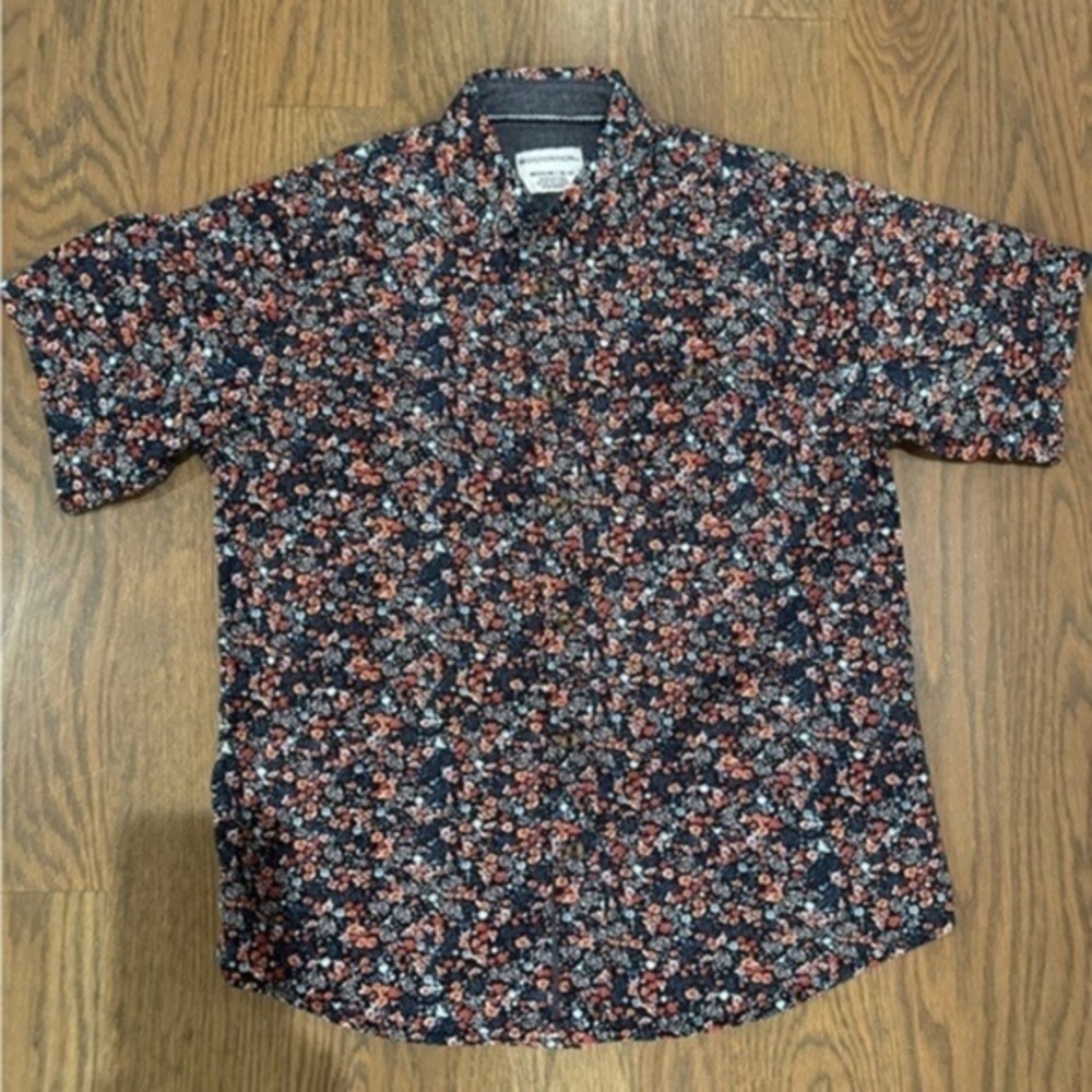 Distortion 100% Cotton button-down shirt Size Medium 10-12 Boy's G